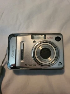 Fujifilm FinePix A Series A500 5.1MP Silver Digital Camera Read Description - Picture 1 of 8