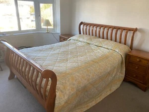 Wooden Sleigh Bed - King Size - Picture 1 of 3
