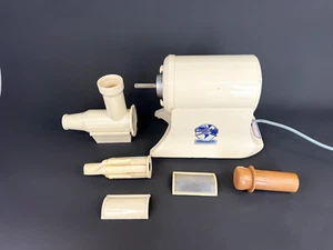 The Champion Juicer G5-NG-853S Professional Heavy Duty Juicer - Tested & Working - Picture 1 of 12