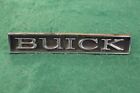 1968 BUICK LeSabre Electra Chrone Grille Embelm W Pins 37524