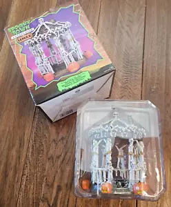 Lemax Spooky Town Signature Collection - New Skeleton Gazebo - Picture 1 of 4