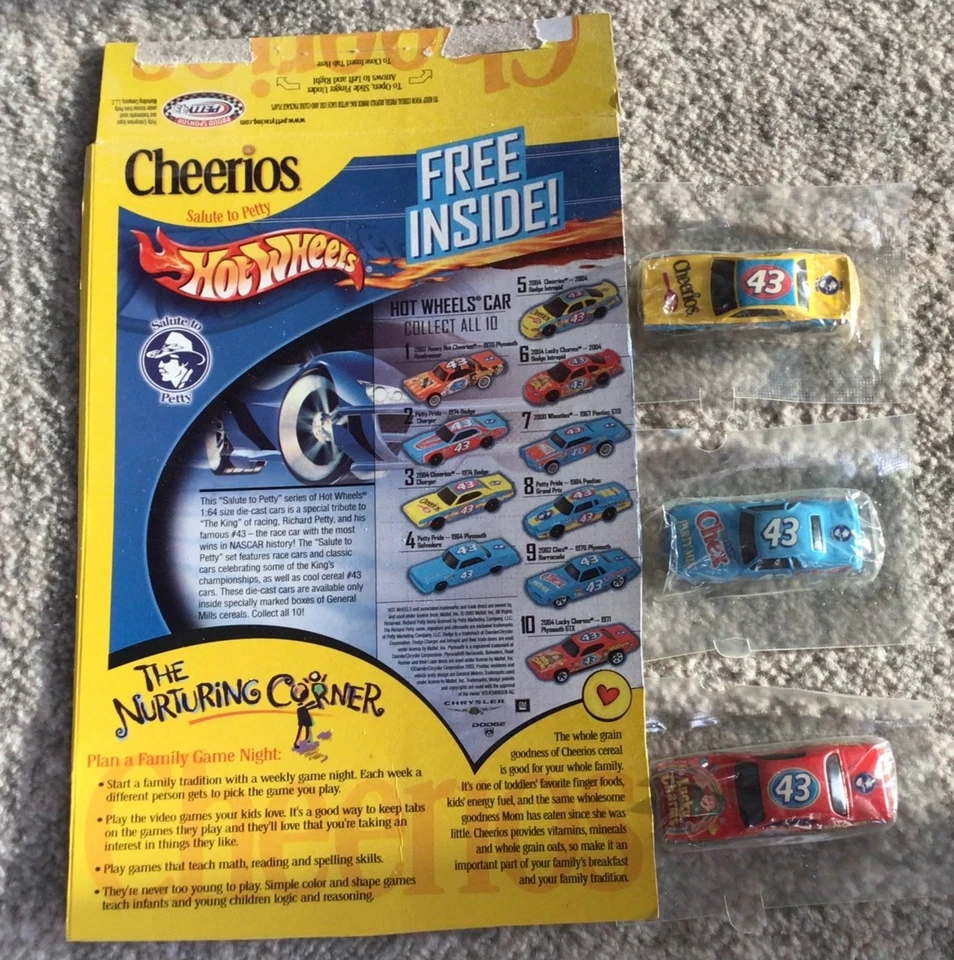 Richard Petty #43 Cheerios 3 coches Hot Wheel diferentes #3, 9 y 10 de 10 Foto 1 de 1