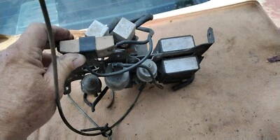 Merecedes W114 1973 280c Emissions Control Relay VACUUM Panel COMPLETE SET UP - Image 1 of 4