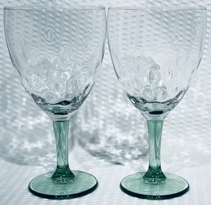 Lot Of 2 ~ Light Green Blown Wine Crystal Glasses With Dimples 6 7/8” - Picture 1 of 11