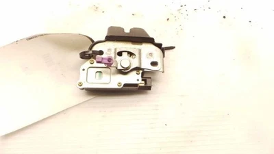 98 99 00 Lexus GS300 Deck Lid Latch - Image 1 of 4