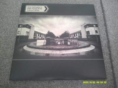 NOEL GALLAGHER'S HIGH FLYING BIRDS Council Skies 2023 DELUXE 3 x 180 g LP  mint - Image 1 of 4