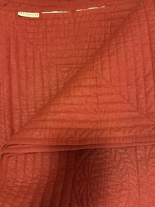 Pottery Barn Twin Burgundy Embroidered Quilt/coverlet/bedspread - Picture 1 of 9