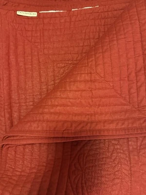 Pottery Barn Twin Burgundy Embroidered Quilt/coverlet/bedspread - Image 1 of 4