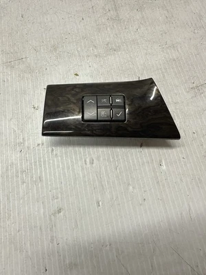 Cadillac DTS 2006-2011 información del tablero interruptor de control de tracción OEM S7 Foto 1 de 4