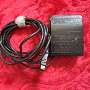 Gameboy Advance SP charger - Picture 1 of 2