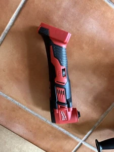 Milwaukee 2626-20 M18 Cordless Li-Ion Oscillating Multi-Tool Bare Tool NEW! - Picture 1 of 6