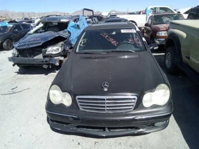 Bomba de dirección asistida usada se adapta a: Mercedes-benz Mercedes clase c 203 2005 tipo C230 Foto 1 de 4