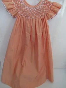 Vestido P77 Niñas Talla 3T Calado a Mano Mom & Me Coral con Borde Blanco - Imagen 1 de 8