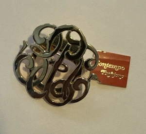 VTG Scarf Clip Gold-tone Scroll Open Work Ornate Womens Accessory Gift for Her - Picture 1 of 2
