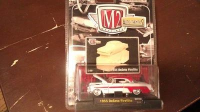 DeSoto Fireflite 2008 M2 Machines Auto-Thentics 1955 08-25 rojo y blanco #HW 101 Foto 1 de 4