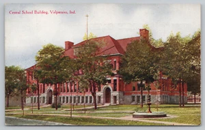 Valparaiso IN Indiana - Central School Building - Postcard - c1915 - Picture 1 of 2