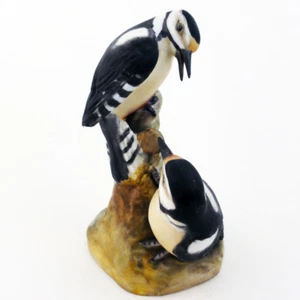 Estatuilla PIED WOODPECKERS Royal Worcester 4,4" de alto NUEVO NUNCA VENDIDO Inglaterra #3363 - Imagen 1 de 4