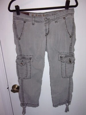 Pantalones cargo Rock Revival talla 26 gris bordado bling Foto 1 de 4