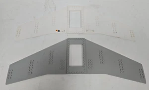 Lego Menge 2 Flugzeug Flügel 54093 weiß & grau Platte kostenloser Versand - Bild 1 von 6
