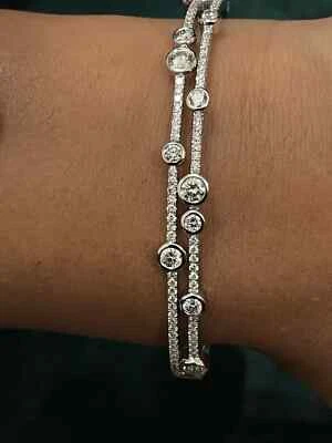 Brazalete redondo de 6 quilates simulado con burbujas de diamantes crudos de 7,5" chapado en oro blanco de 14 quilates Foto 1 de 4