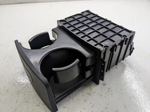KIA SORENTO 2007 MK1 2.5 CRDI REAR CUP HOLDER STORAGE 846543E500 - Picture 1 of 7