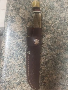 colt hunting knife - Picture 1 of 5