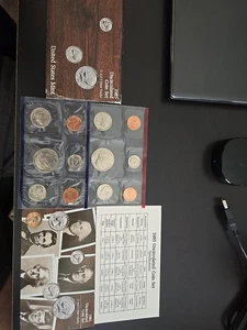 1985 US Mint Uncirculated Coin Set with D and P Mint Marks - GEM MINT - Picture 1 of 10