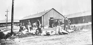 WWI Übersee Militär Bilder Antik Auto Flugzeug Armee Truppen 2 & 1/4 mal 4 cm - Bild 1 von 3