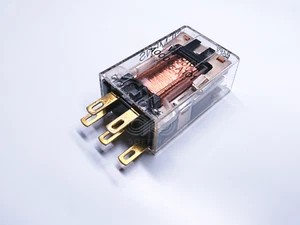 V23016-A0006-A101 SIEMENS Plug-in Power Relay 24VDC SPDT 5A 250VAC 5-Pin - Picture 1 of 8