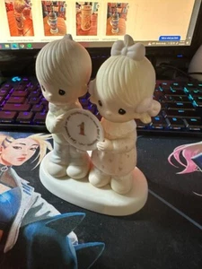 Precious Moments 1st Anniversary E-2854 “God Blessed Our Year Together" No Box - Picture 1 of 3
