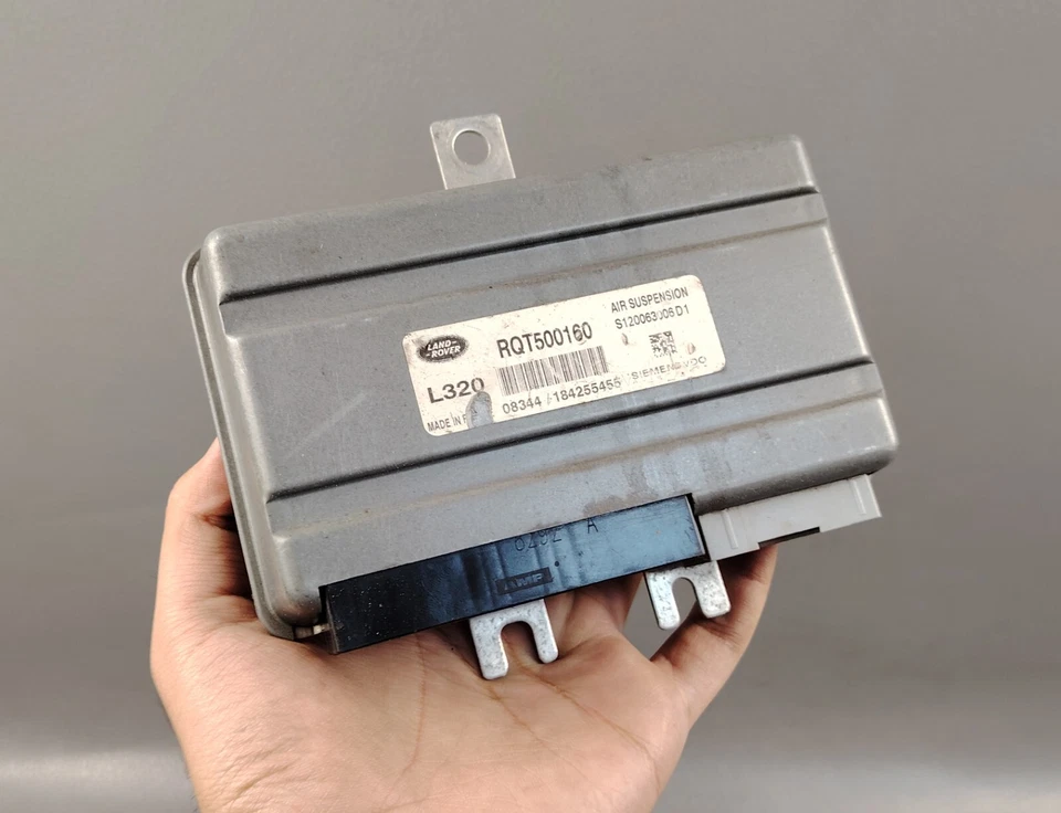 Land Rover Range Rover Sport 2006 2009 módulo de control de suspensión neumática RQT500160 Foto 1 de 4
