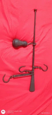 Balanza De Hierro Forjado Antigua Foto 1 de 3