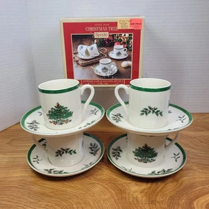 Set Of 4 Spode Christmas Tree Demitasse Espresso Cups & Saucers S3324-A13 New - Picture 1 of 14