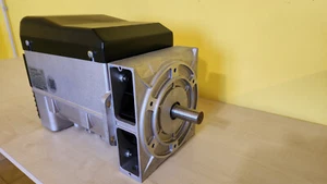Generatore di corrente per gruppo elettrogeno. Alternatore 220v 6kw. Dinamo - Foto 1 di 5