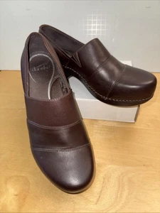 Dansko Women’s Tenley Brown Leather Slip On Comfort Clogs Size 40 - Picture 1 of 12