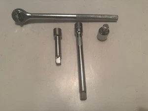 1/2" DRIVE RATCHET LOT WITH 3" & 6" EXTENSIONS + ADAPTER - Bild 1 von 6