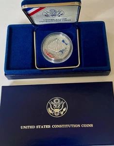1987-S Silver Proof 200th Anniversary We the People Dollar Coin Clam Case - Picture 1 of 6