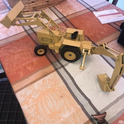 Vintage Ertl 1:12 Scale Ford 755a Backhoe Loader Diecast Tractor Metal Model - Image 1 of 4