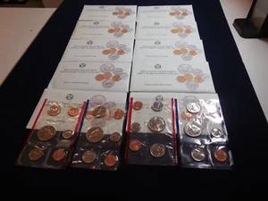 10 1989 US Mint Sets (a) (100 mint coins in cello wrap) (a21) - Picture 1 of 4