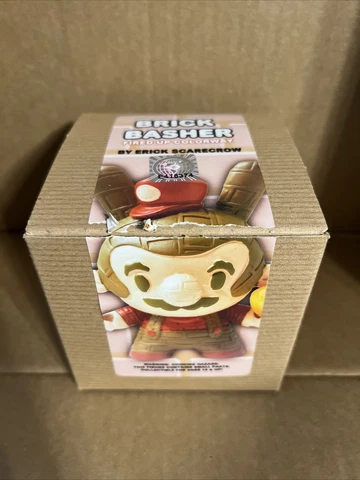 Erick Scarecrow Signed Dunny Resin Brick Basher Custom Figure LE 45 Mario Rare Cover
