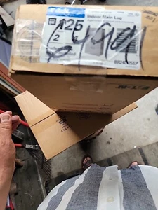 Eaton BR24L125SP, 125A, 120/240 Volt, 1PH 3W, 2/4 CKT, Load Center- E2973-NEW-B - Picture 1 of 2