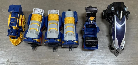Bandai Blue Black car transformer 2007 2006 Robot Mystic Force Train Pieces Cover