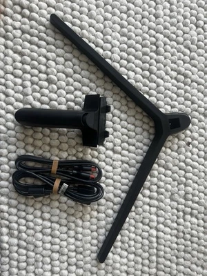 27" Samsung Odyssey G55C; Curved Gaming Monitor; S27CG552EN; stand only - Image 1 of 4