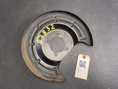 Protector antipolvo freno trasero izquierdo 2018 Buick Encore 42453982 2013 2014 2015 2016-2020 Foto 1 de 4