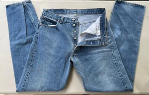 Jeans uomo Levi's 501xx denim sbiadito con bottoni 34X32 made in USA anni 80 90 501-0117 - Foto 1 di 19