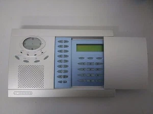 Centrale d'alarme sans fils  PARADOX MG-6060 EF - Picture 1 of 3