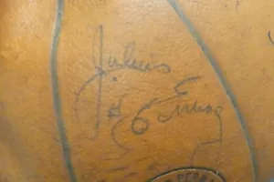 1979-80 Philadelphia 76ers Team Signed Basketball Julius Dr. J Erving Full JSA - Bild 1 von 7