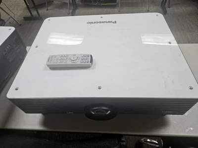 Panasonic PT-D5500UL DLP Large Venue Projector / Great Condition - Image 1 of 4