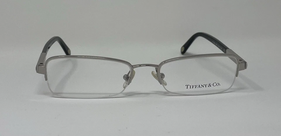 Anteojos Tiffany & Co. TF1048 6004 plateados de media borde, templo negro. 51-17-135 Foto 1 de 3
