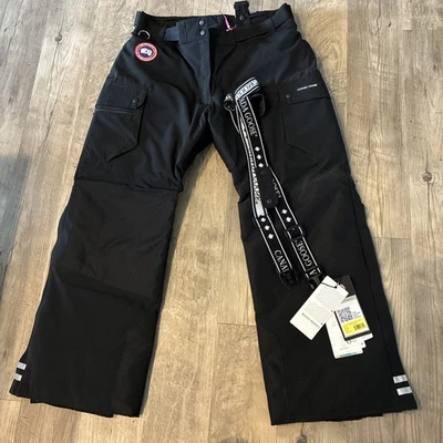 NWT Canada Goose womens TUNDRA cargo snow pant with suspenders, size XL-black - Image 1 of 4